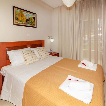 Erosaria Suites นิกิติ ภายนอก รูปภาพ