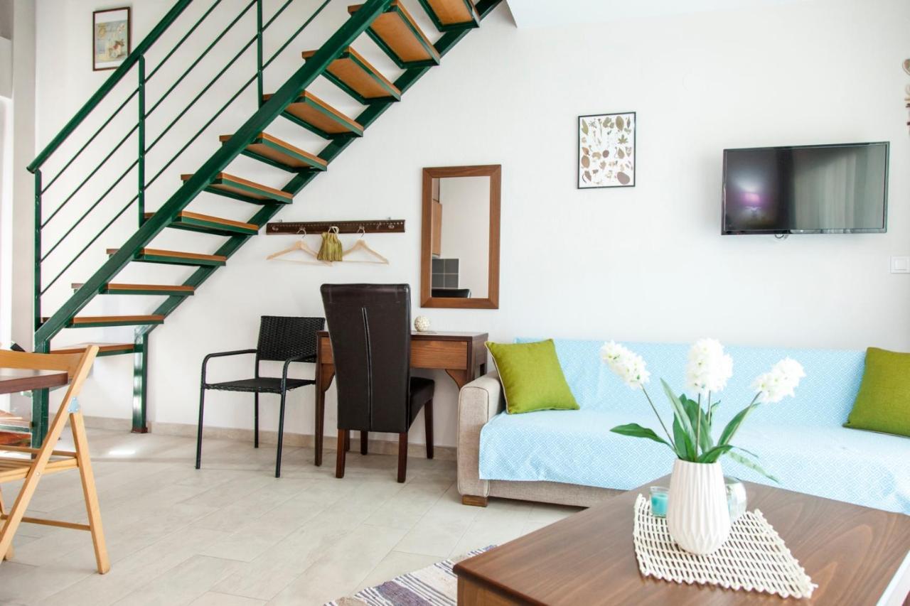 Erosaria Suites นิกิติ ภายนอก รูปภาพ