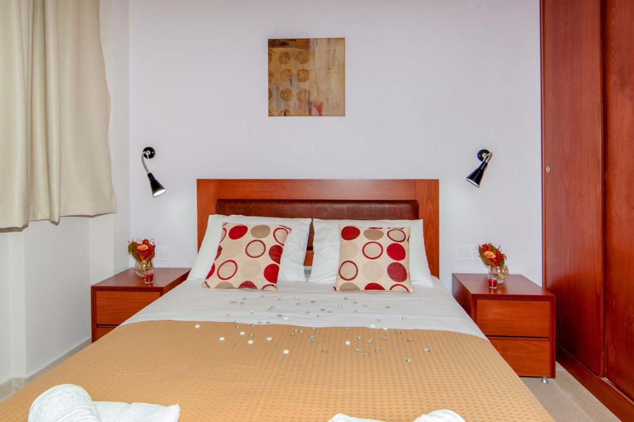 Erosaria Suites นิกิติ ภายนอก รูปภาพ