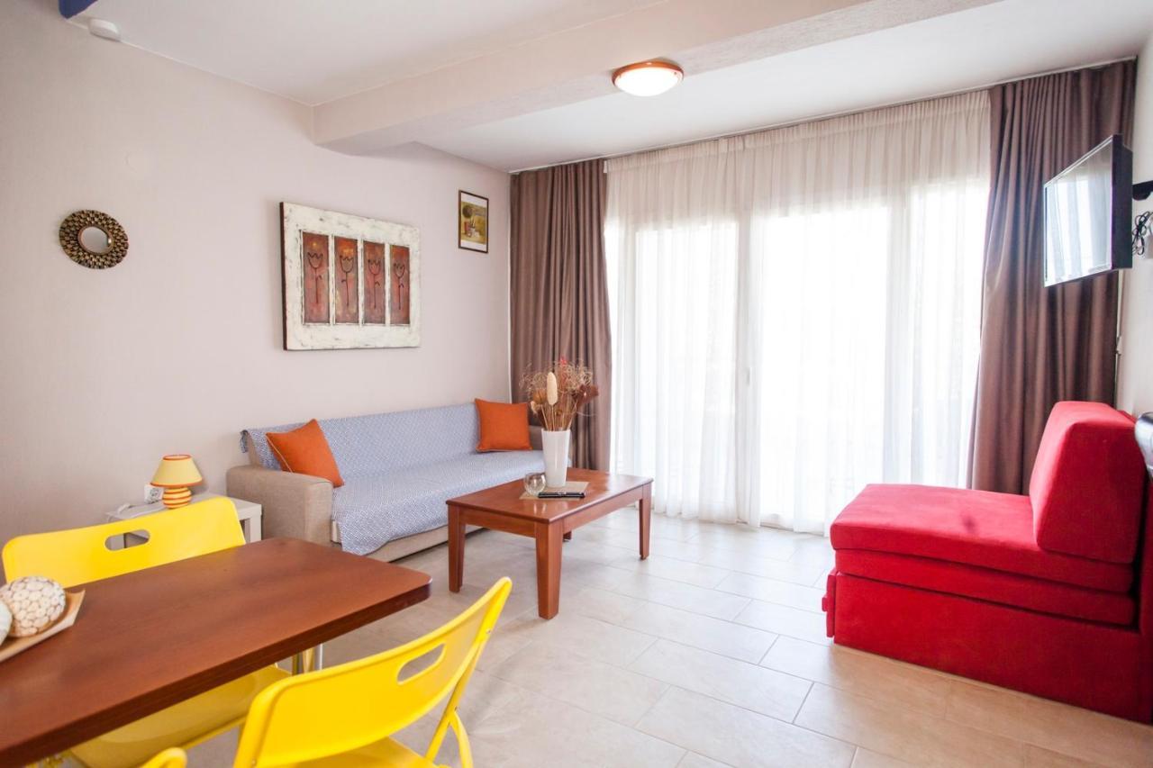 Erosaria Suites นิกิติ ภายนอก รูปภาพ