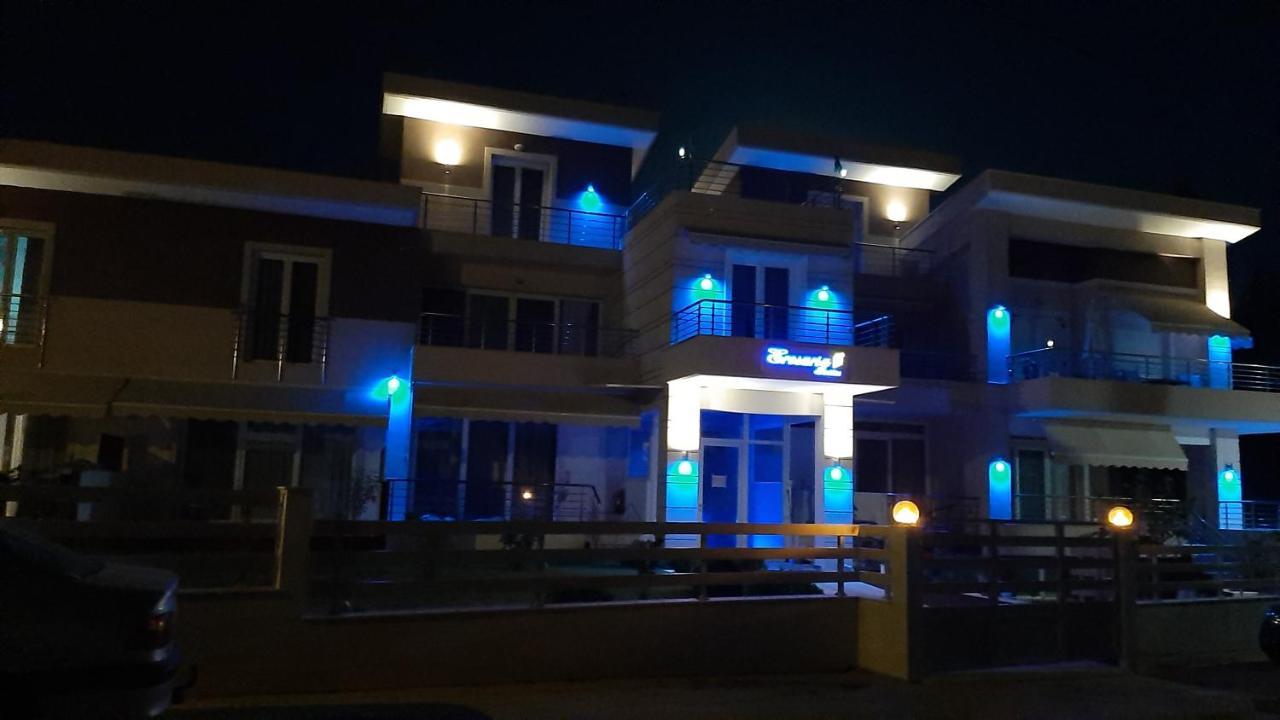 Erosaria Suites นิกิติ ภายนอก รูปภาพ